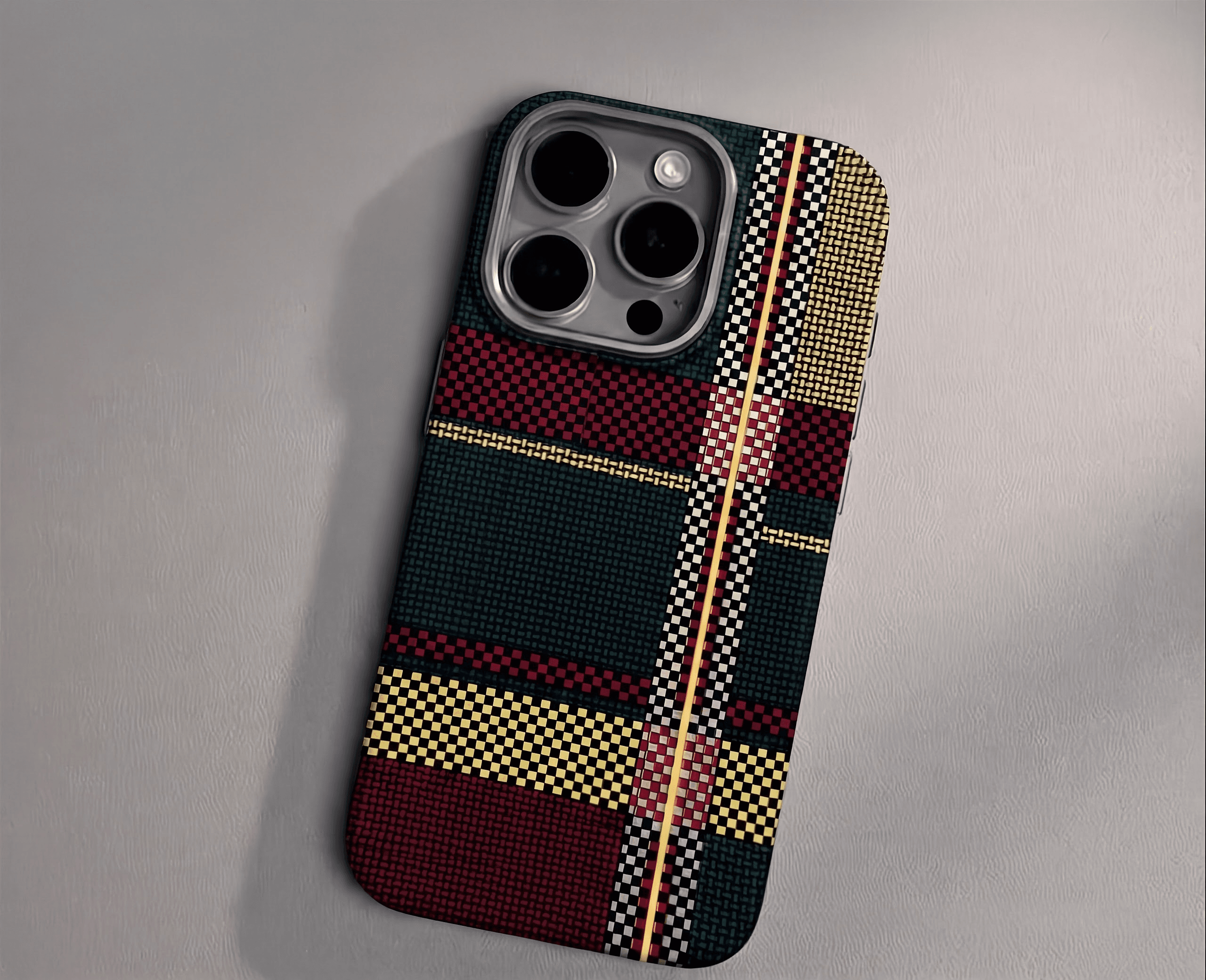 Red-Green Stripes Carbon Fiber Case for iPhone